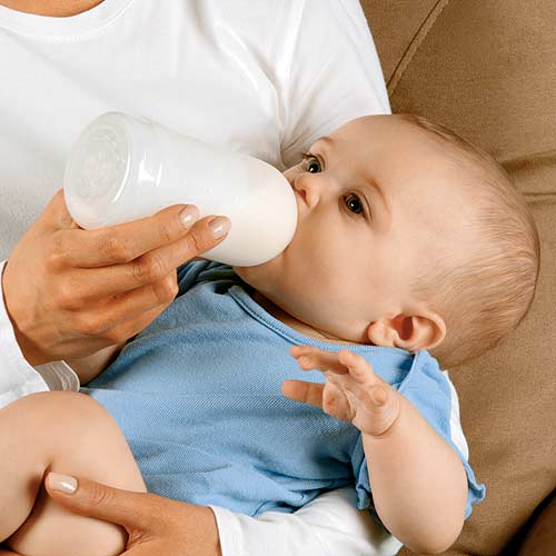 bottle-feeding-baby1