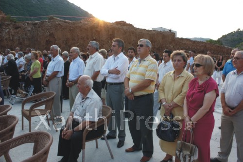 kefi_mitropoli_kosmos