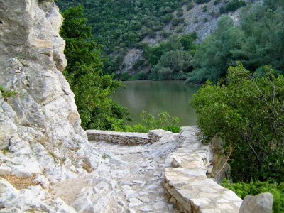 Nestos_313_02