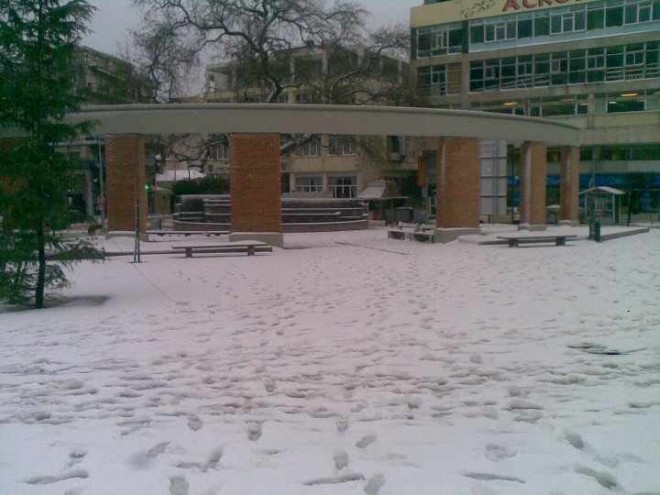 xanthi_xioni_apsida_plateias
