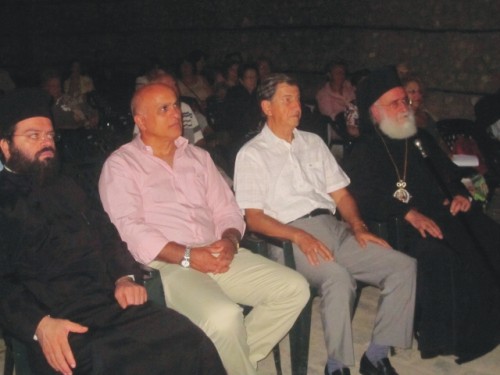 mitropolitis kathontai